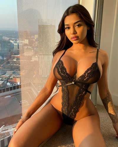 escort Karol Bagh priya